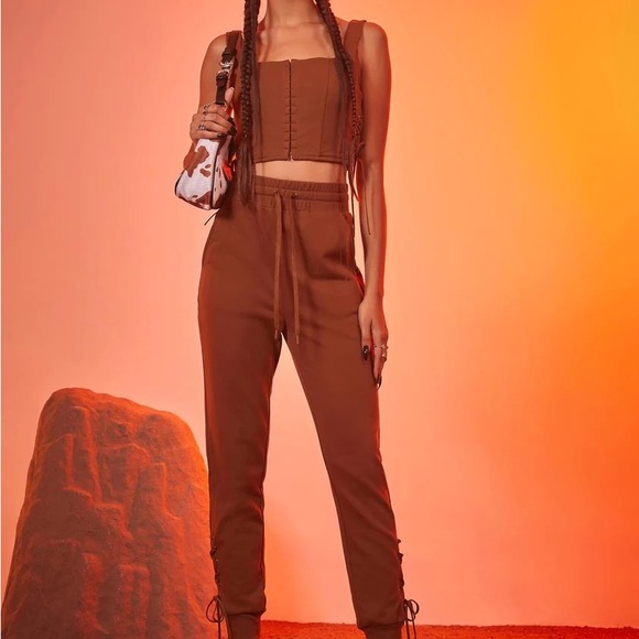 Dare To Go Lace-Up Joggers - Picture 2 of 5